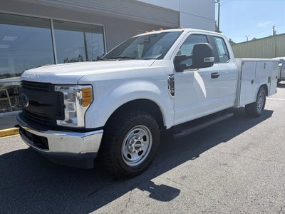 2017 Ford Super Duty F-350 SRW Base