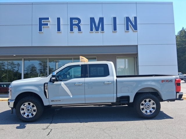 2025 Ford F-250 Lariat 4x4 Crew Cab 6-3/4' Box's photo