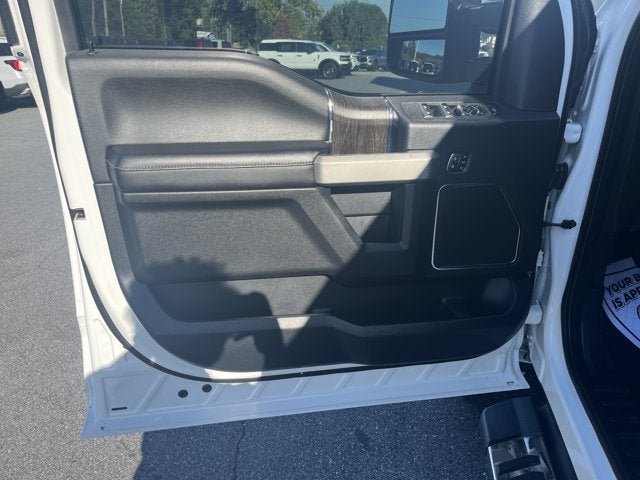 2020 Ford Super Duty F-350 SRW Lariat 4x4 SD Crew Cab 8 ft. box 176 in. WB SRW