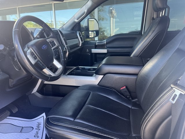 2020 Ford Super Duty F-350 SRW Lariat 4x4 SD Crew Cab 8 ft. box 176 in. WB SRW