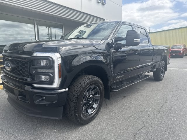 2024 Ford Super Duty F-350 SRW LARIAT