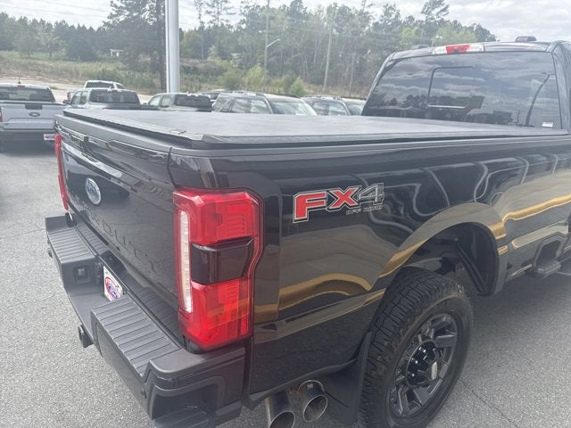 2024 Ford Super Duty F-350 SRW LARIAT