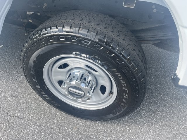 2024 Ford Super Duty F-350 SRW XL