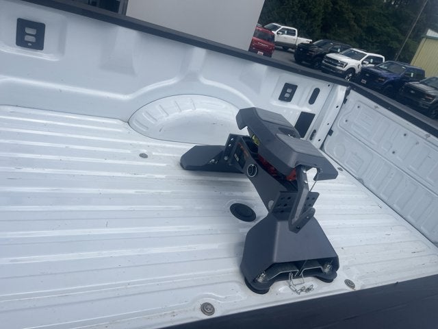 2025 Ford Super Duty F-350 DRW XLT 4x4 SD Crew Cab 8 ft. box 176 in. WB DRW
