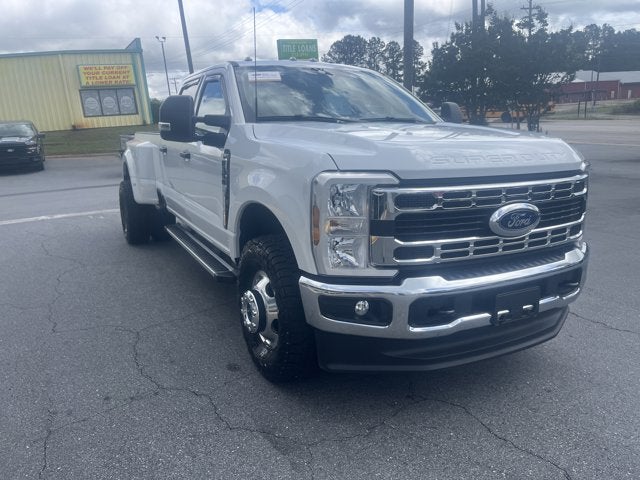 2025 Ford Super Duty F-350 DRW XLT 4x4 SD Crew Cab 8 ft. box 176 in. WB DRW