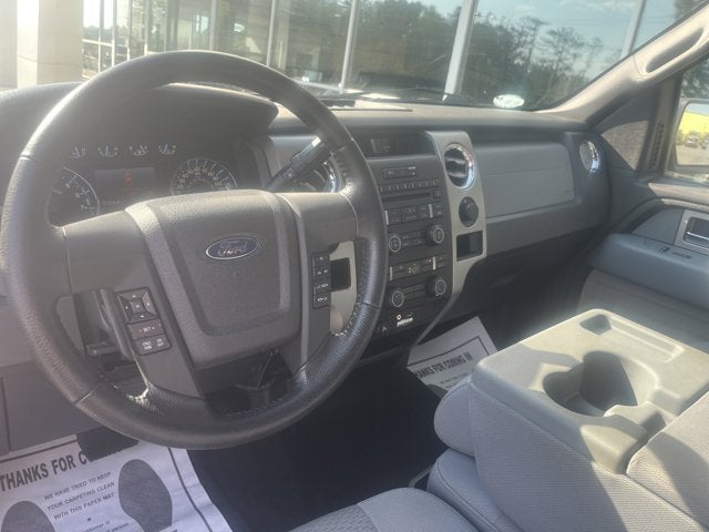 2011 Ford F-150 XL 4x2 Super Cab Styleside 6.5 ft. box 145 in. WB