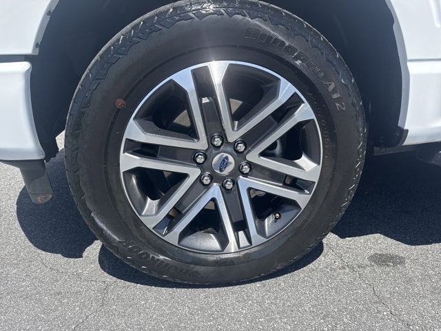 2023 Ford F-150 Base