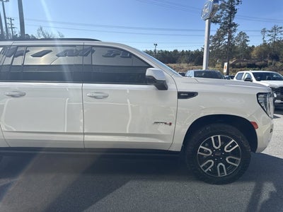 2024 GMC Yukon XL AT4