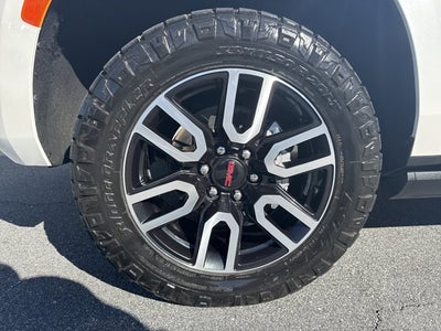 2024 GMC Yukon XL AT4