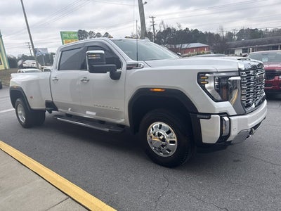 2025 GMC Sierra 3500HD Denali