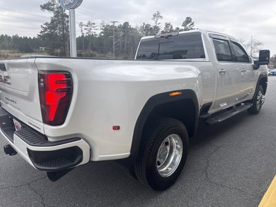 2025 GMC Sierra 3500HD Denali