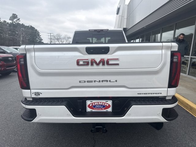 2025 GMC Sierra 3500HD Denali