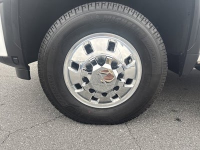 2025 GMC Sierra 3500HD Denali