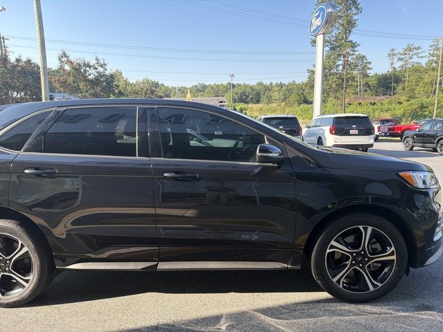 2023 Ford Edge ST
