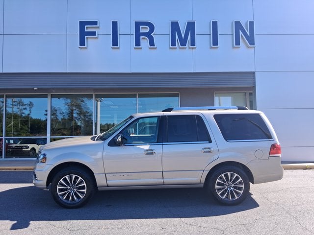2017 Lincoln Navigator Select's photo