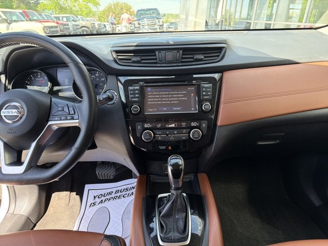 2017 Nissan Rogue SL