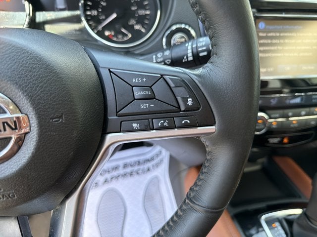 2017 Nissan Rogue SL