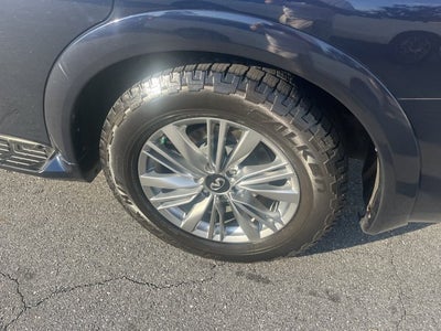 2021 INFINITI QX80 LUXE
