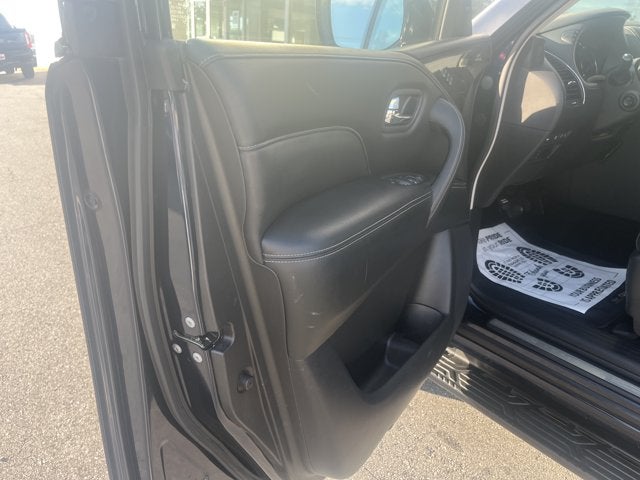 2021 INFINITI QX80 LUXE