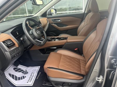 2024 Nissan Rogue Platinum
