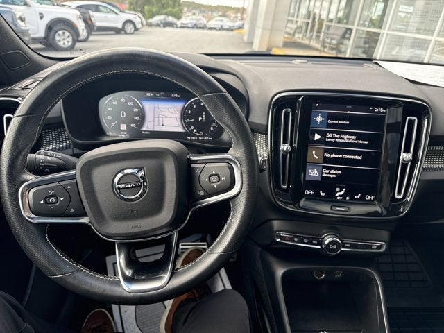 2021 Volvo XC40 R-Design