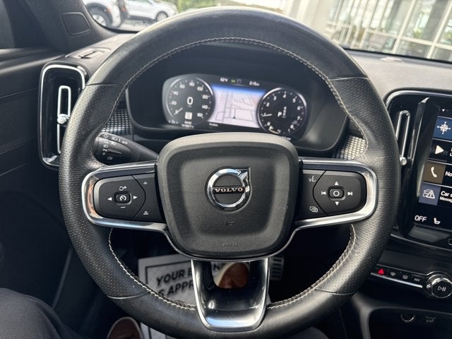 2021 Volvo XC40 R-Design