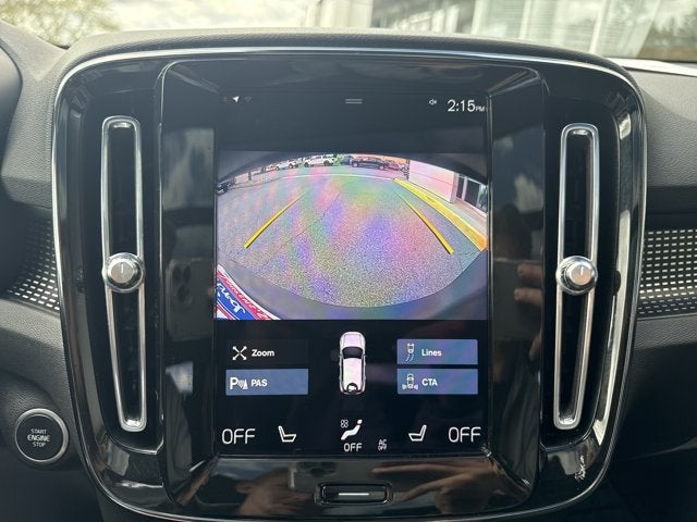 2021 Volvo XC40 R-Design