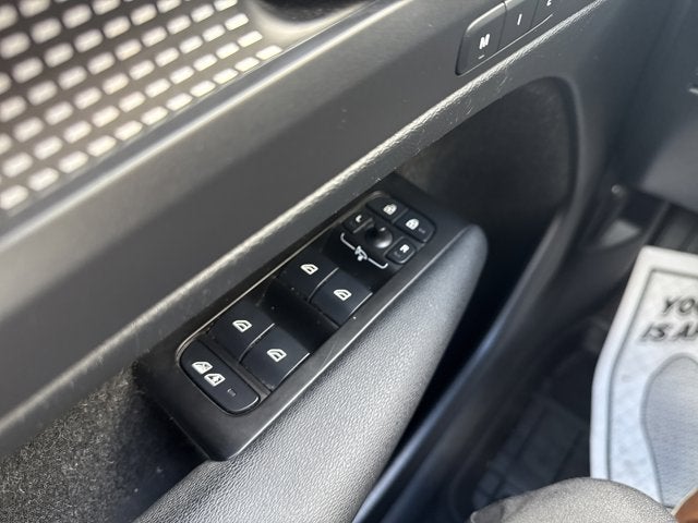 2021 Volvo XC40 R-Design