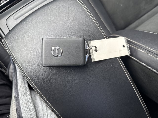 2021 Volvo XC40 R-Design