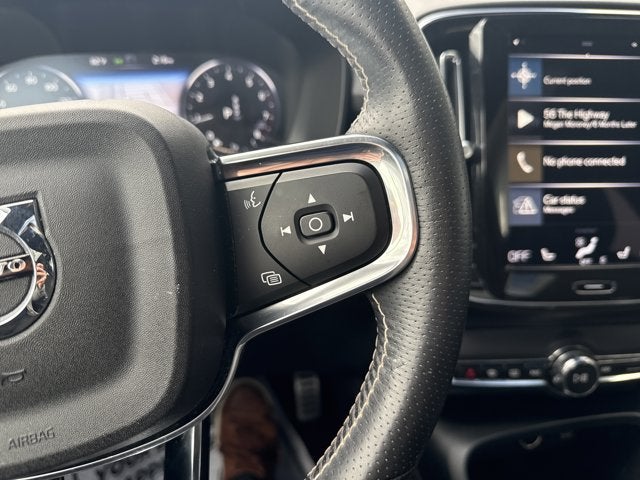 2021 Volvo XC40 R-Design