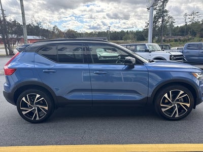 2021 Volvo XC40 R-Design
