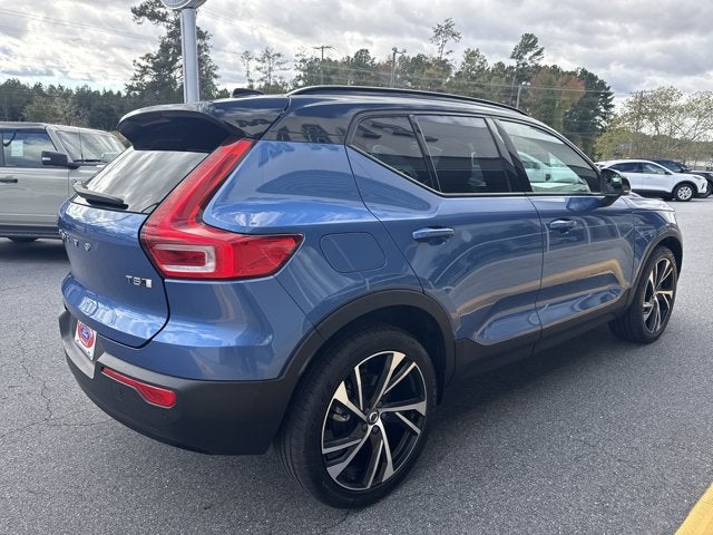 2021 Volvo XC40 R-Design
