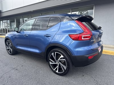 2021 Volvo XC40 R-Design