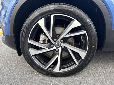 2021 Volvo XC40 R-Design