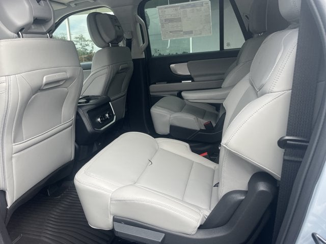 2027 Ford Expedition Max MAX Active