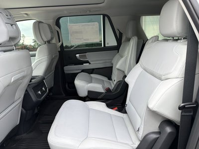 2027 Ford Expedition Max MAX Platinum