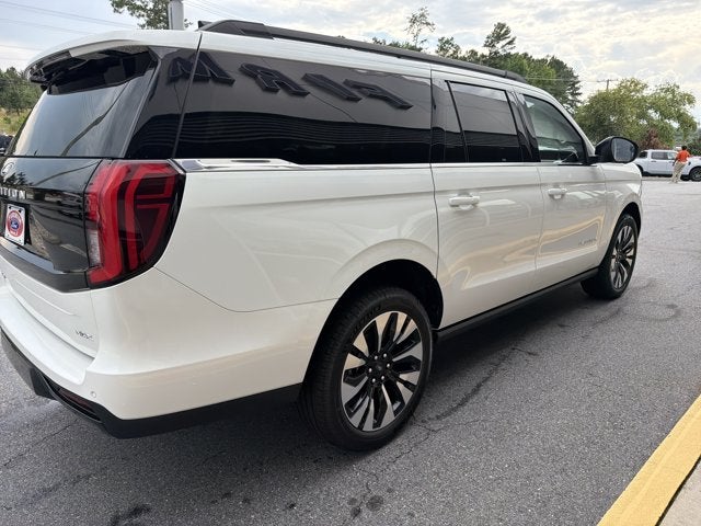 2027 Ford Expedition Max MAX Platinum