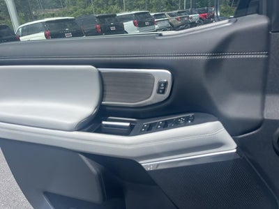 2027 Ford Expedition Max MAX Platinum