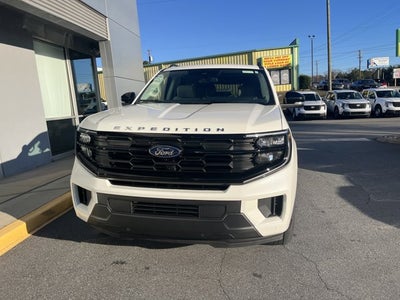 2026 Ford Expedition Active