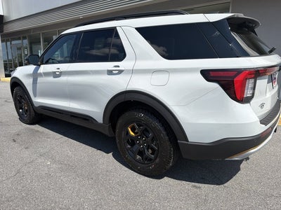 2027 Ford Explorer 4DR AWD TREMOR
