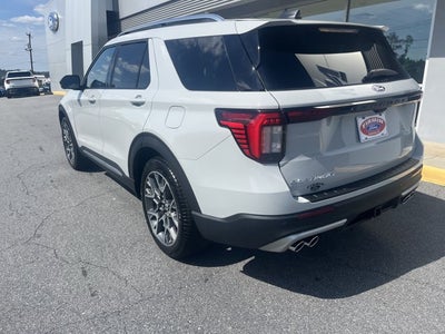 2027 Ford Explorer Platinum