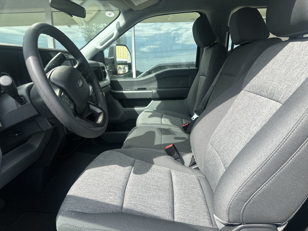 2027 Ford F-250SD XL