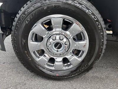 2027 Ford Super Duty F-350 SRW F-350® Lariat®