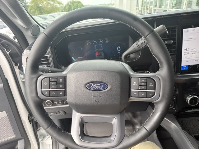 2027 Ford F-350SD Lariat