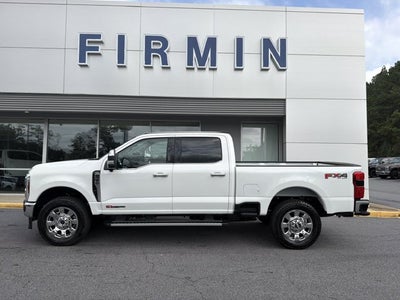 2027 Ford F-350SD Lariat