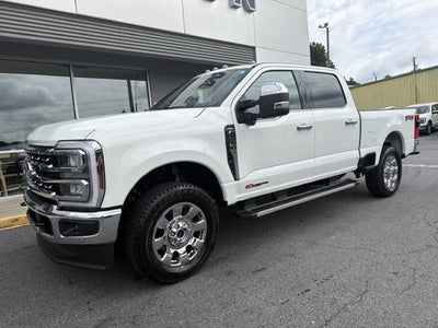 2027 Ford F-350SD Lariat