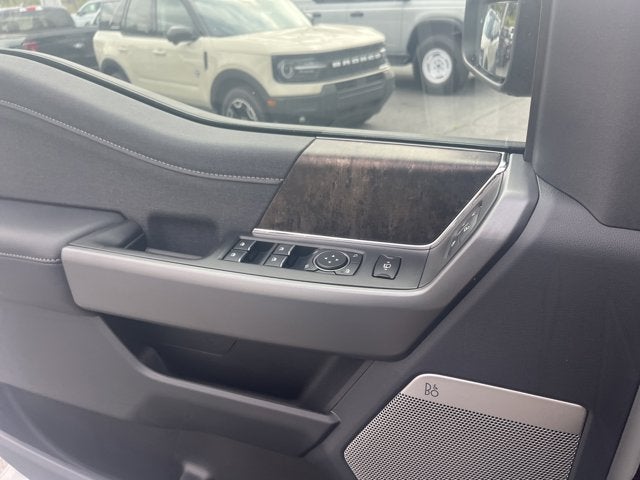 2026 Ford Super Duty F-350 SRW F-350® Lariat®