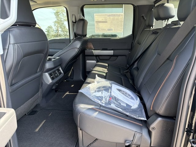 2026 Ford Super Duty F-350 SRW F-350® Lariat®