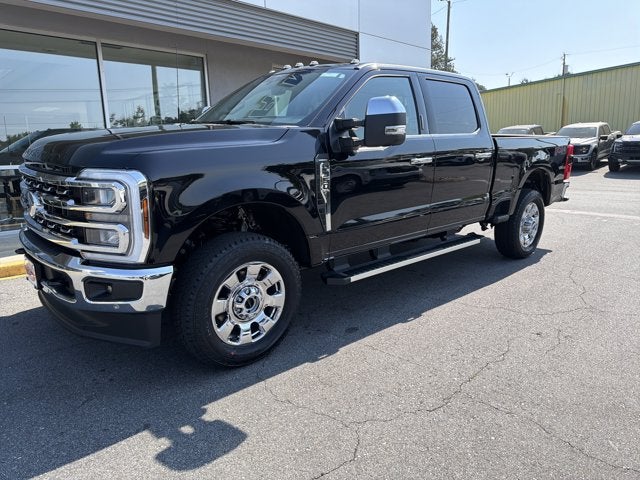 2026 Ford Super Duty F-350 SRW F-350® Lariat®
