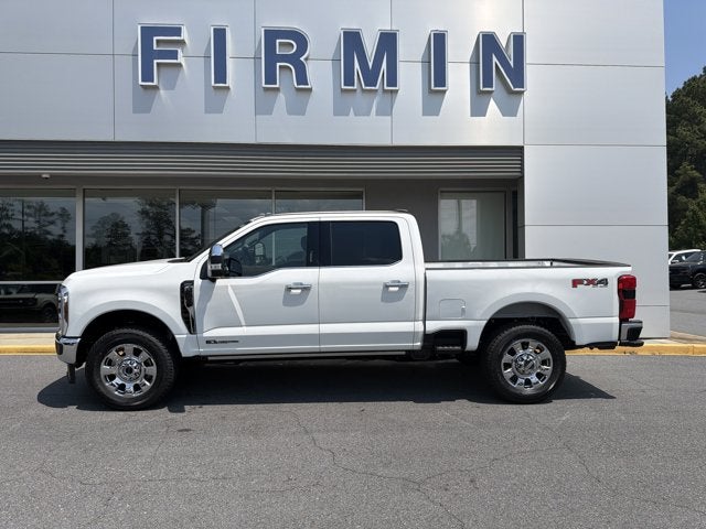 2026 Ford Super Duty F-350 SRW F-350® Lariat®